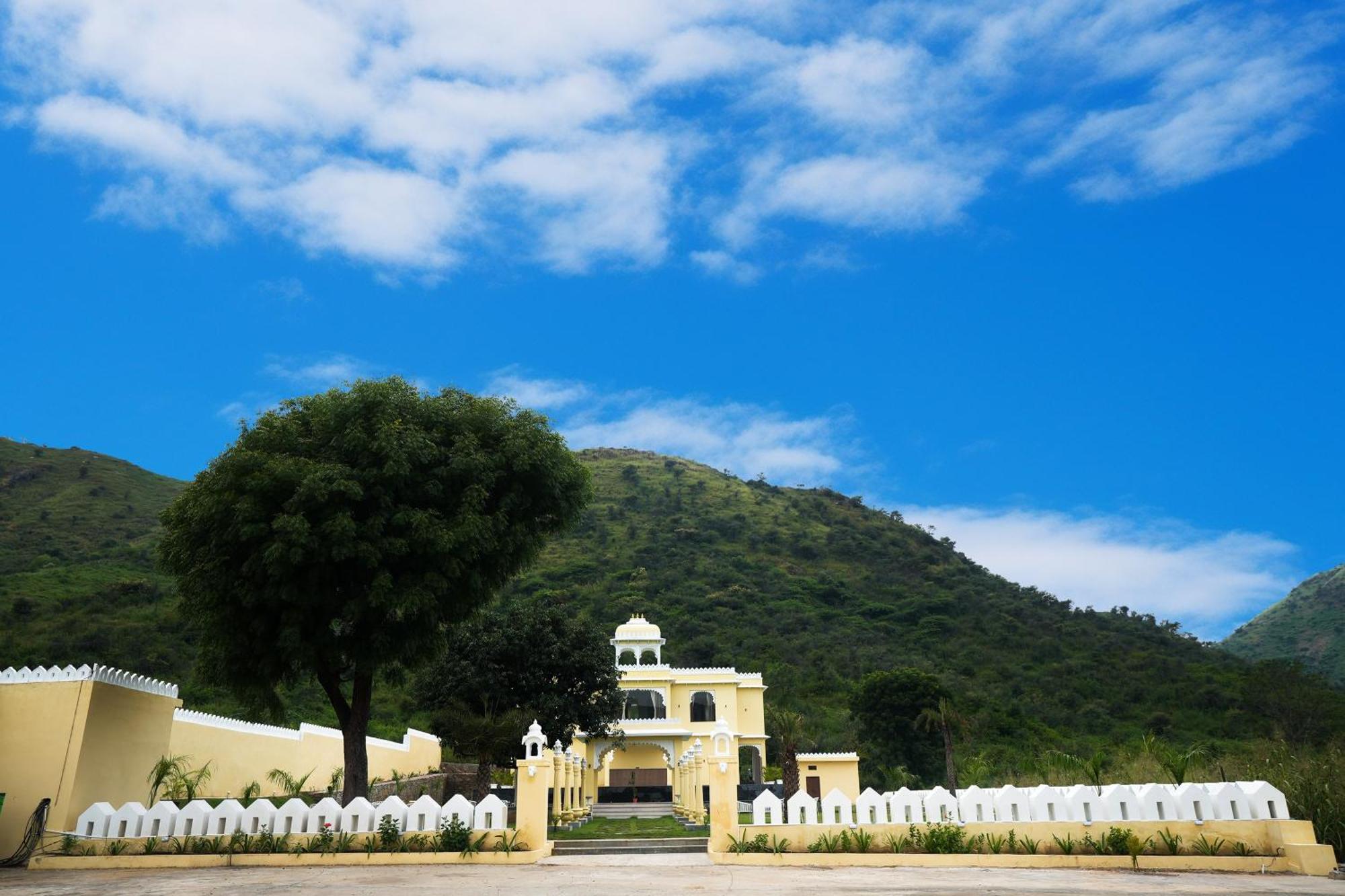 Maangarh Resorts أُودايبور المظهر الخارجي الصورة